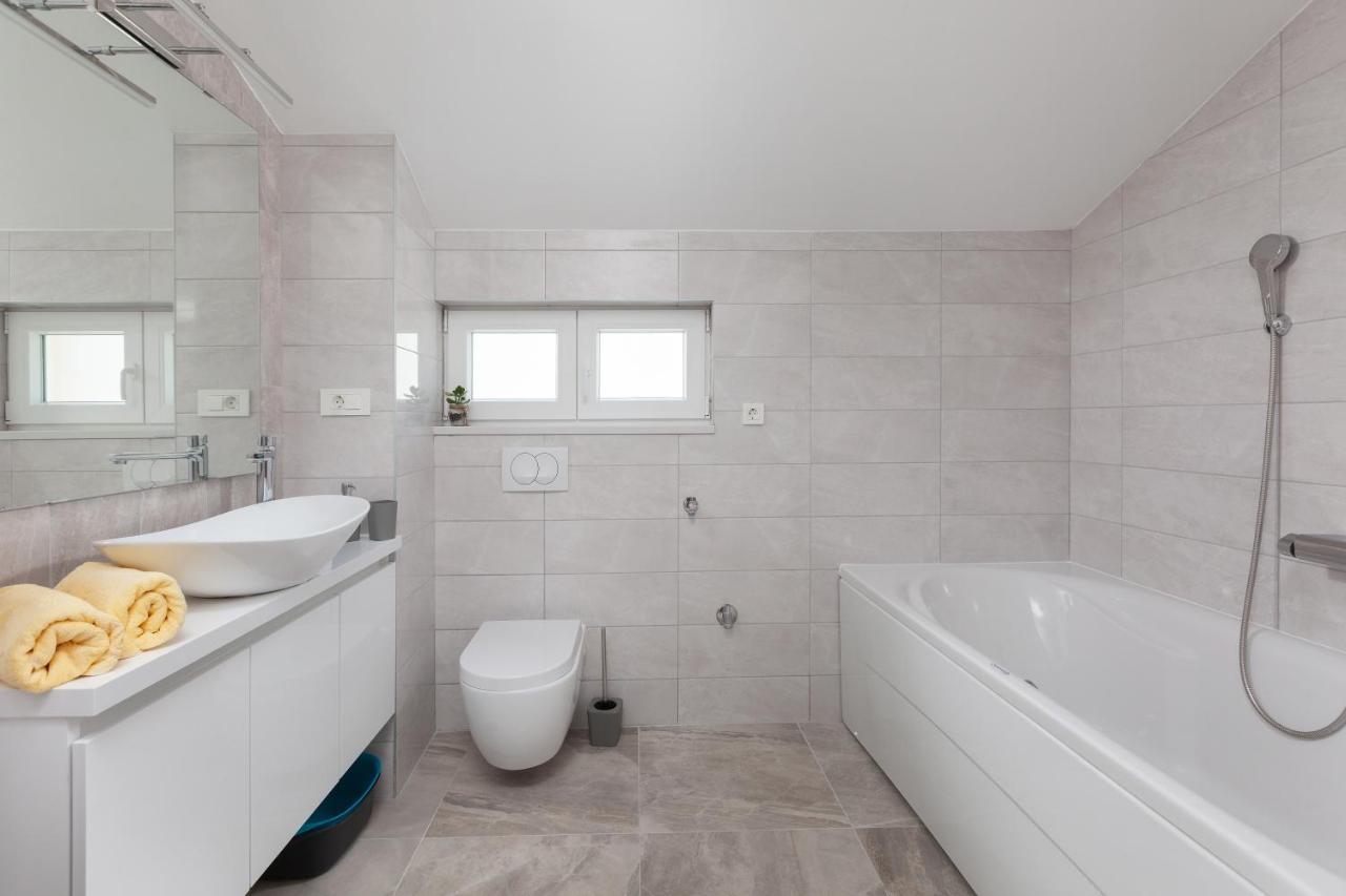 Apartments Galic Подгора Экстерьер фото